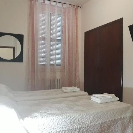Hotel La Torretta Foligno Exterior photo